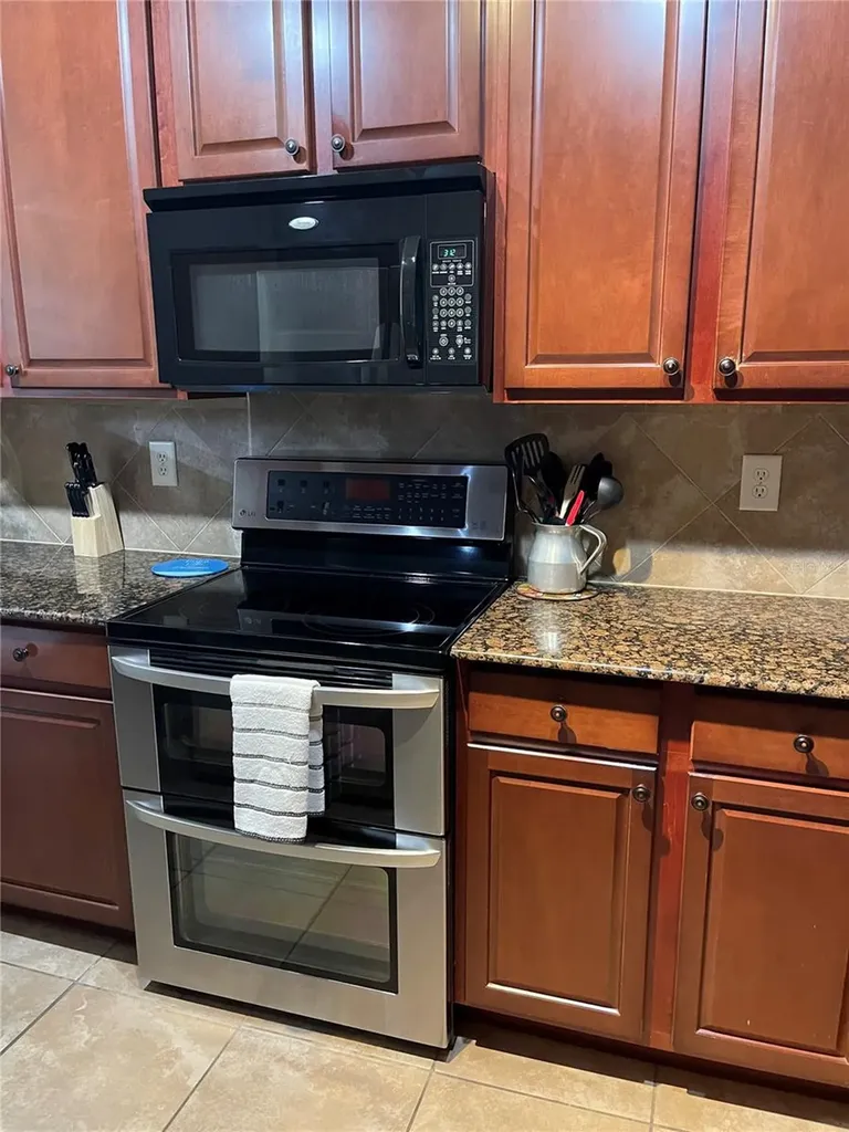 904 Charo Parkway Davenport FL 33897