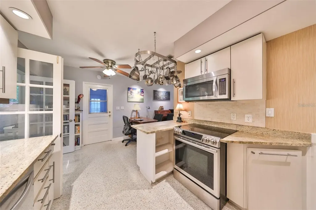 5934 115th Lane Seminole FL 33772