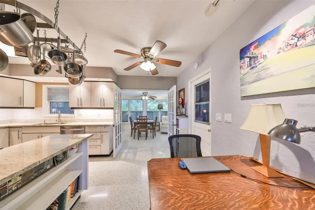5934 115th Lane Seminole FL 33772