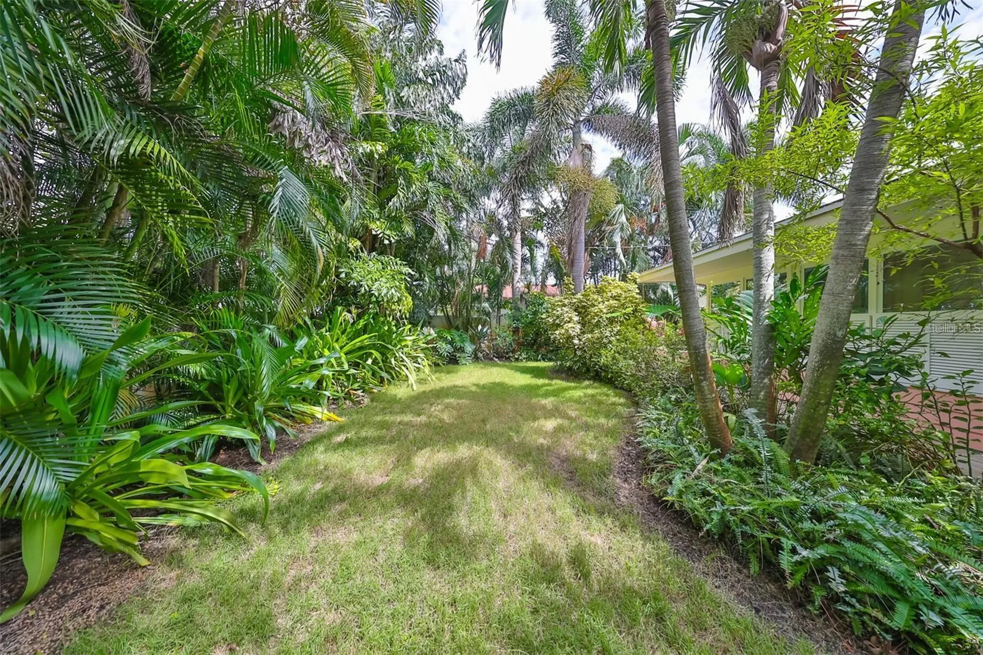 5934 115th Lane Seminole FL 33772