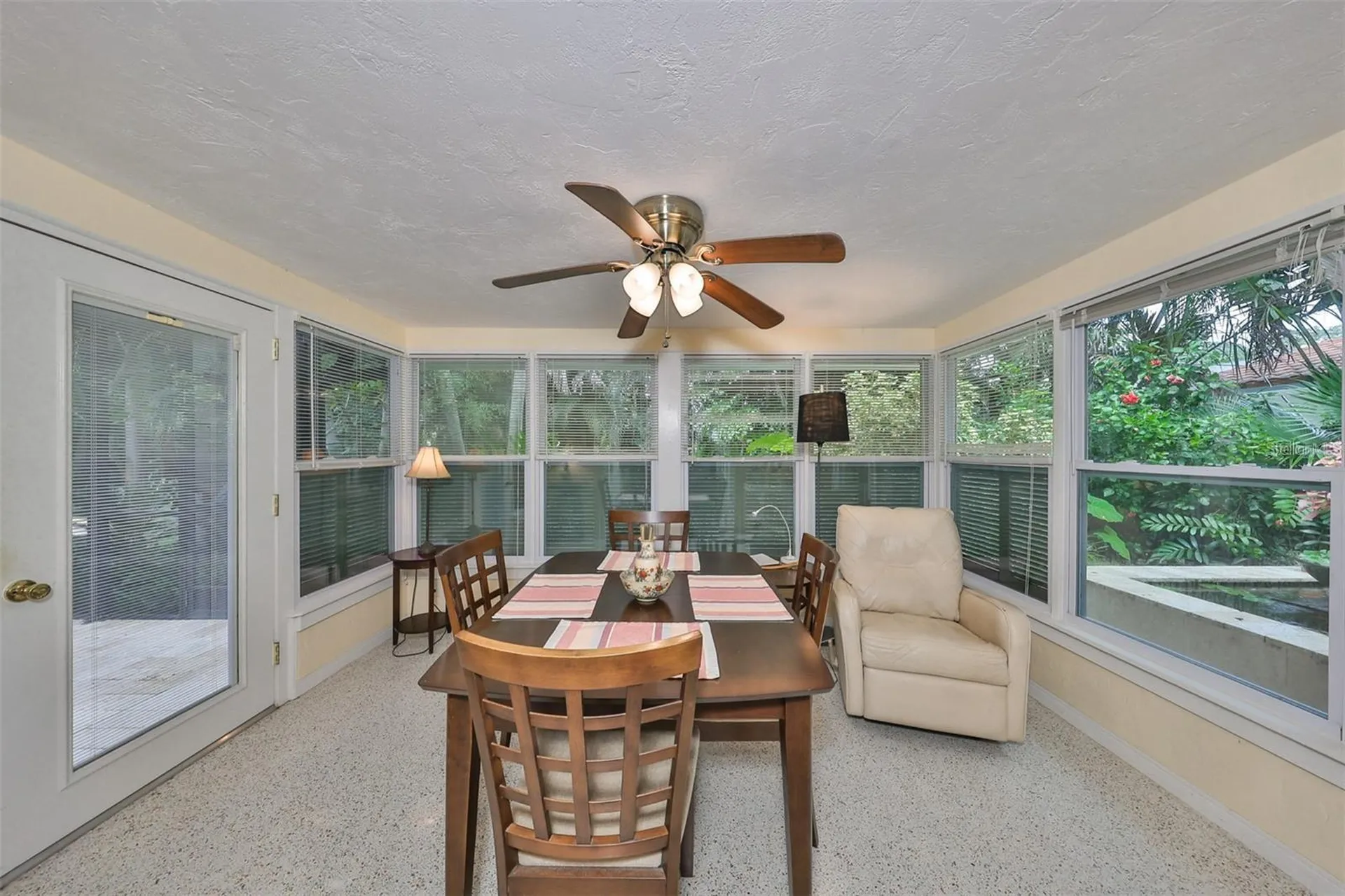 5934 115th Lane Seminole FL 33772
