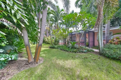 5934 115th Lane Seminole FL 33772