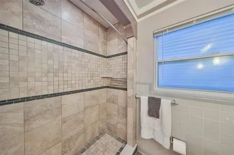 5934 115th Lane Seminole FL 33772