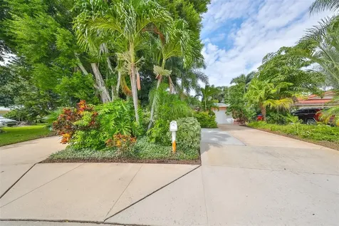 5934 115th Lane Seminole FL 33772
