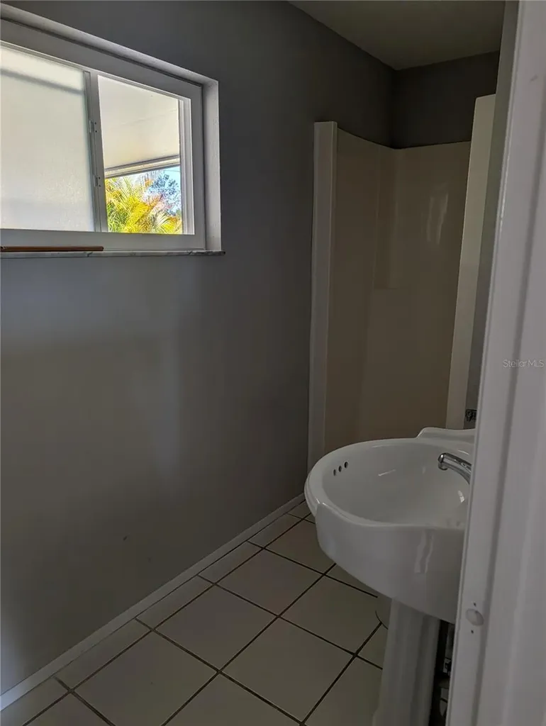 7429 Hart Street Englewood FL 34224