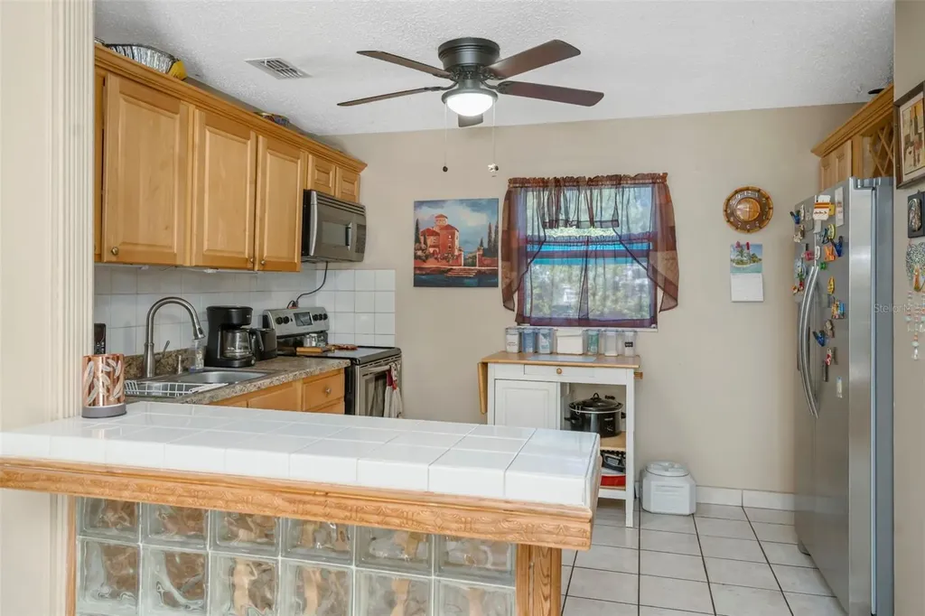 10006 N 17th Street Tampa FL 33612
