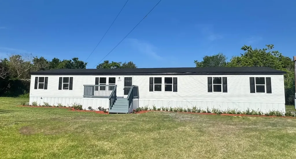 4220 Old Dixie Highway Auburndale FL 33823