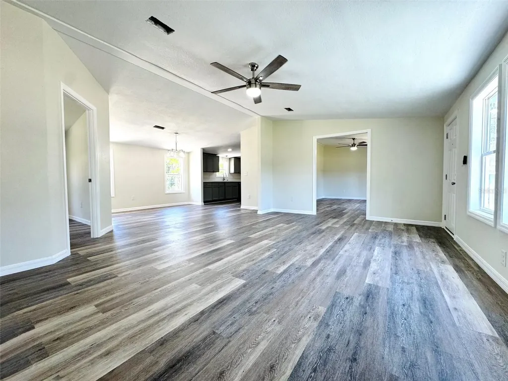4220 Old Dixie Highway Auburndale FL 33823