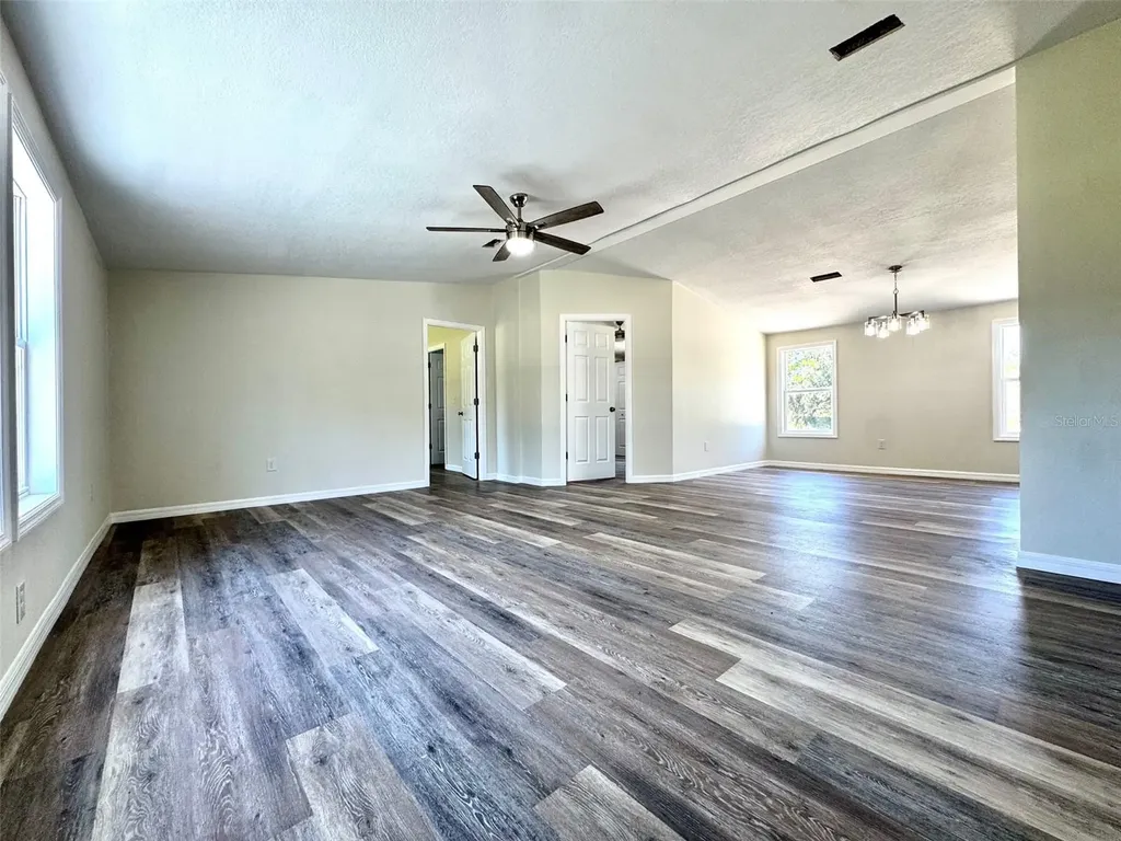 4220 Old Dixie Highway Auburndale FL 33823