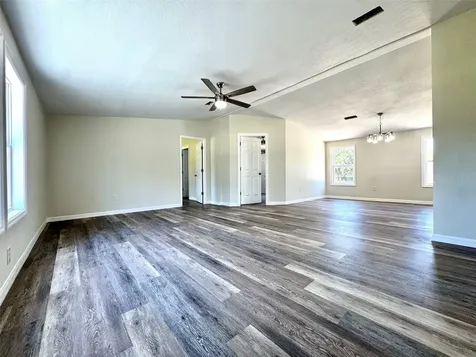 4220 Old Dixie Highway Auburndale FL 33823