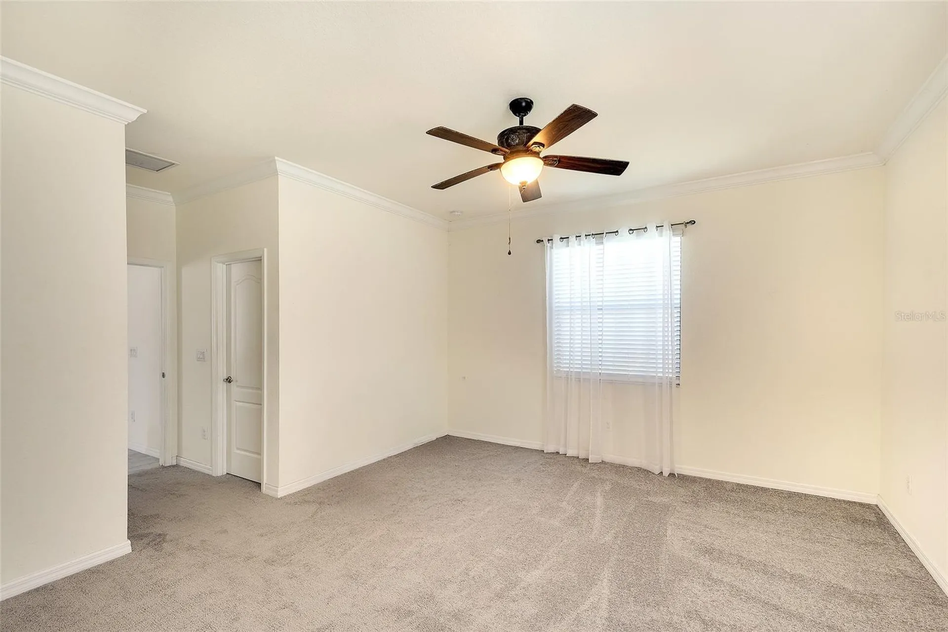 10221 Loch Lomond Drive Bradenton FL 34211