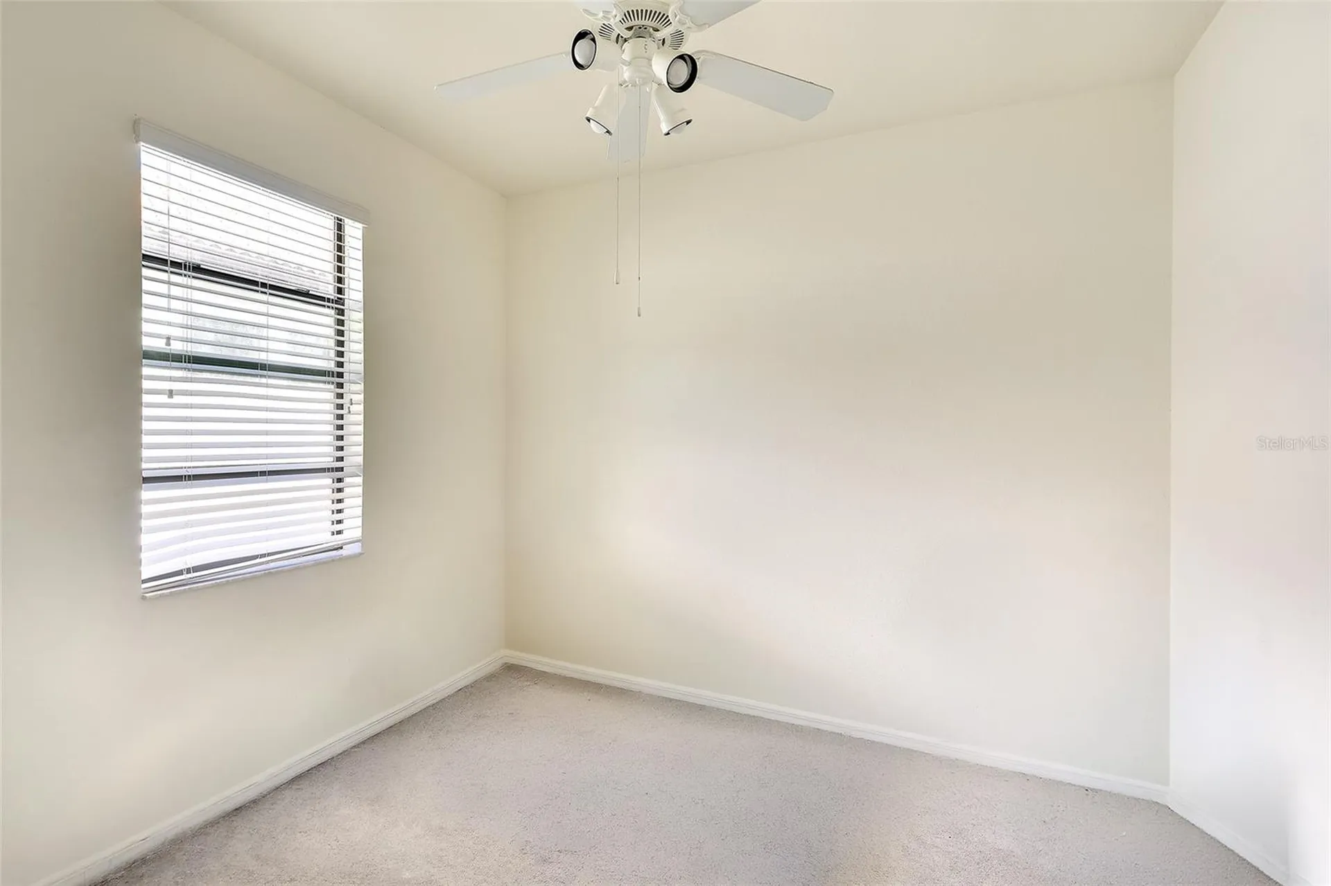 10221 Loch Lomond Drive Bradenton FL 34211
