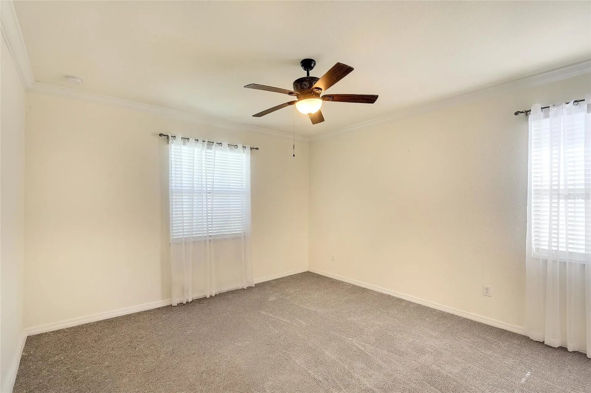 10221 Loch Lomond Drive Bradenton FL 34211