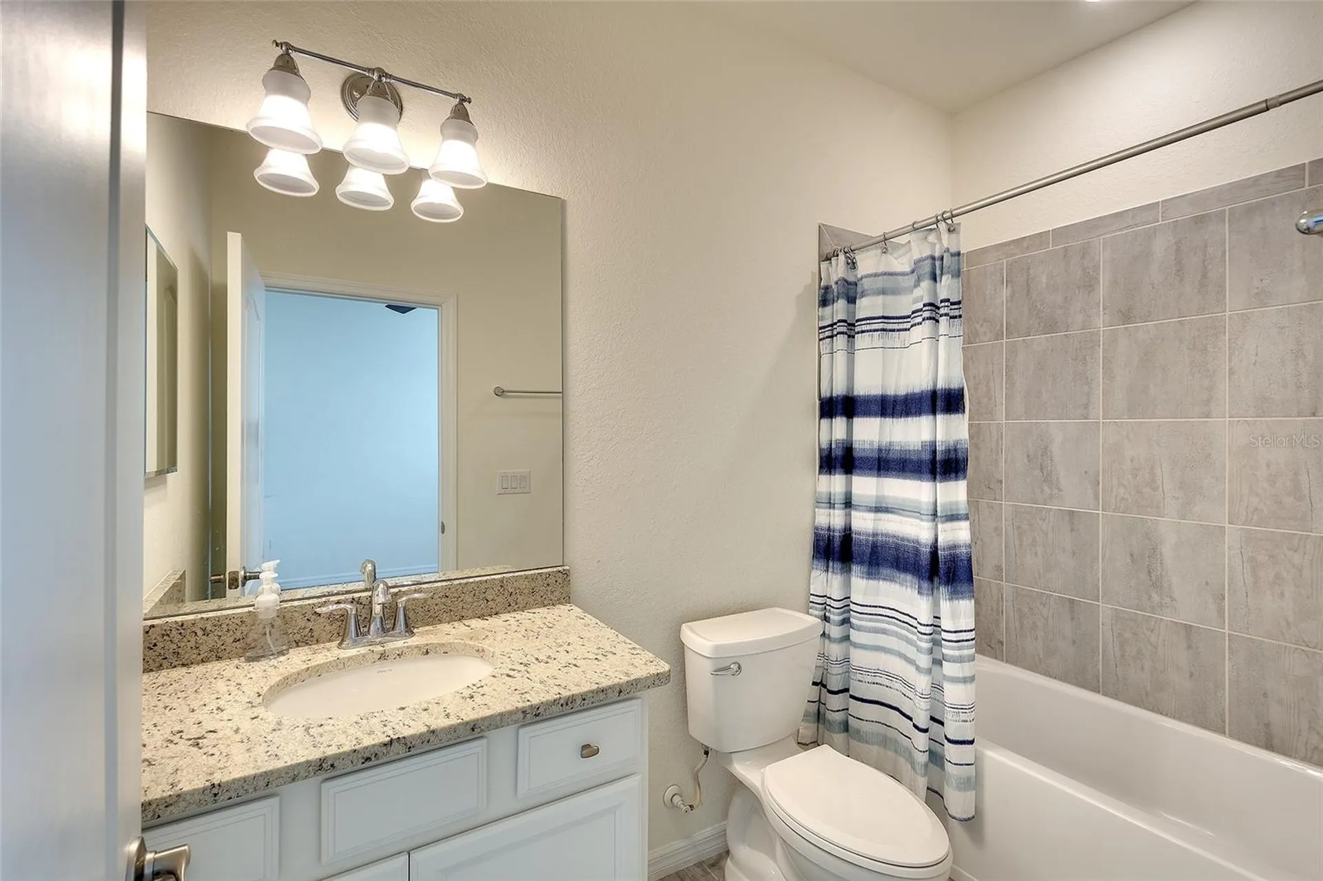 10221 Loch Lomond Drive Bradenton FL 34211