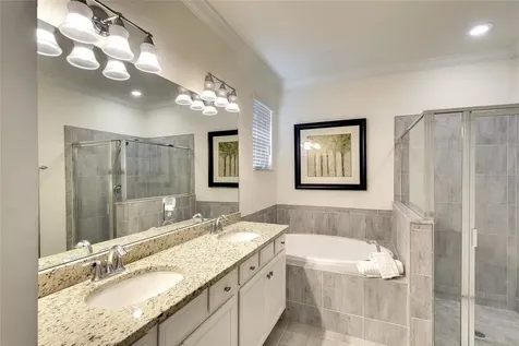 10221 Loch Lomond Drive Bradenton FL 34211