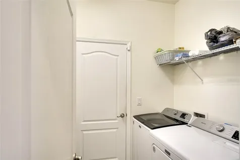 10221 Loch Lomond Drive Bradenton FL 34211