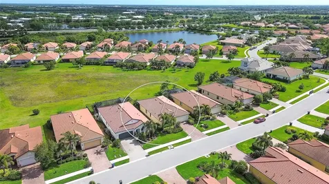 10221 Loch Lomond Drive Bradenton FL 34211