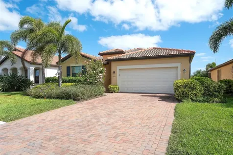 10221 Loch Lomond Drive Bradenton FL 34211