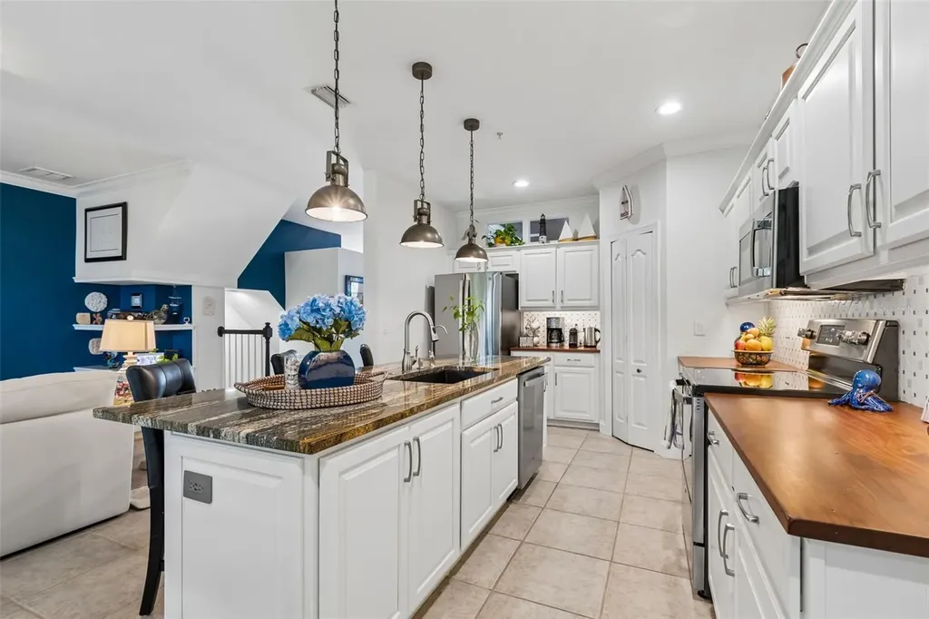 3112 Oyster Bayou Way Clearwater FL 33759