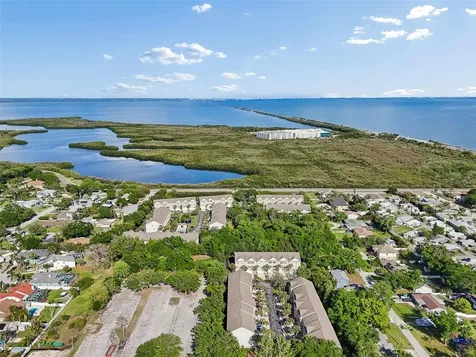 3112 Oyster Bayou Way Clearwater FL 33759