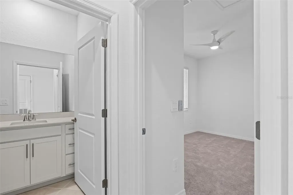 19140 Scallop Loop Bradenton FL 34211