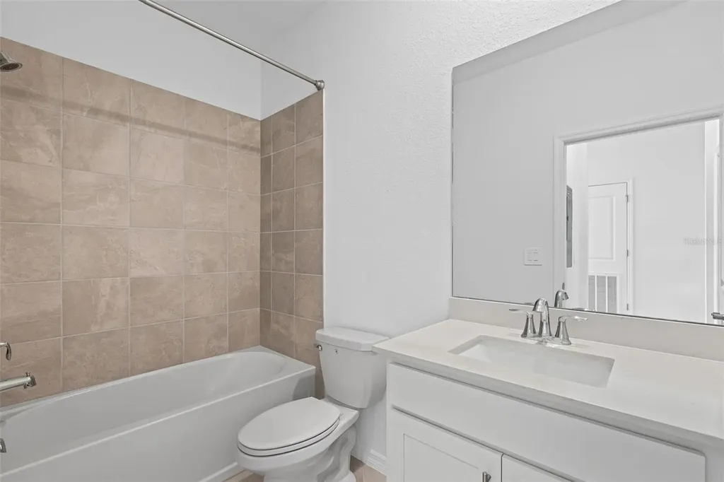 19140 Scallop Loop Bradenton FL 34211