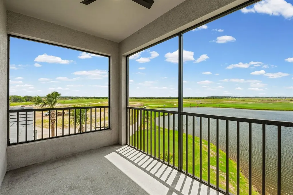 19140 Scallop Loop Bradenton FL 34211