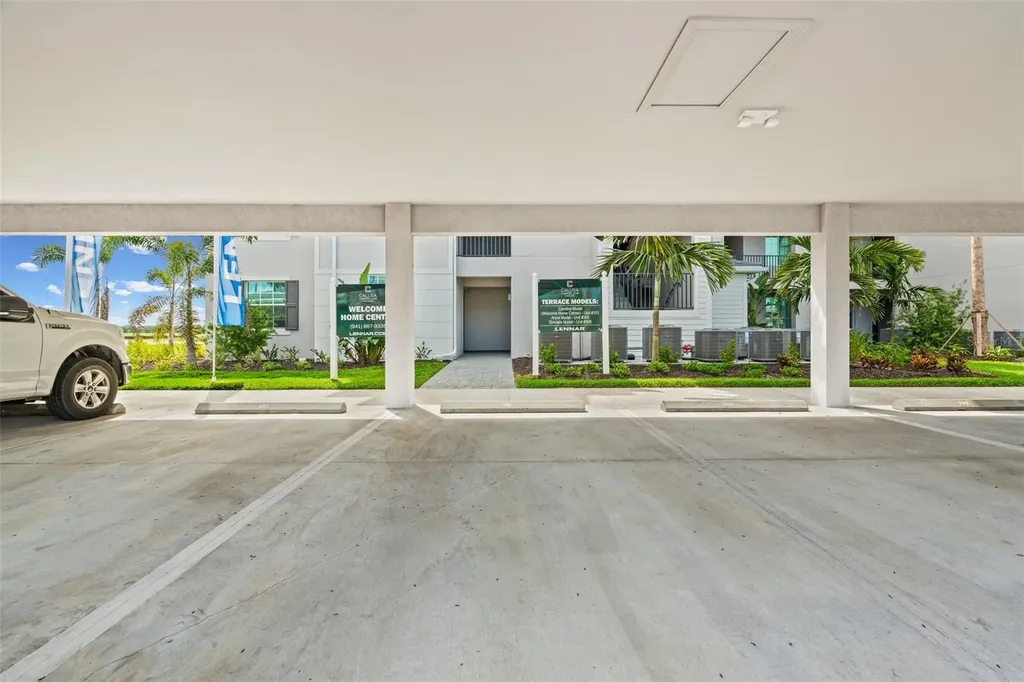 19140 Scallop Loop Bradenton FL 34211