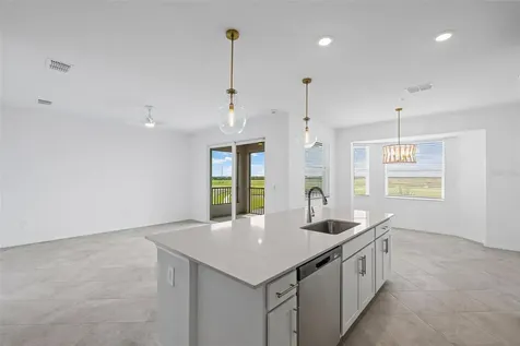 19140 Scallop Loop Bradenton FL 34211