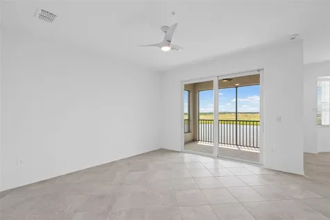 19140 Scallop Loop Bradenton FL 34211