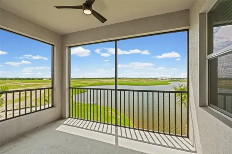 19140 Scallop Loop Bradenton FL 34211