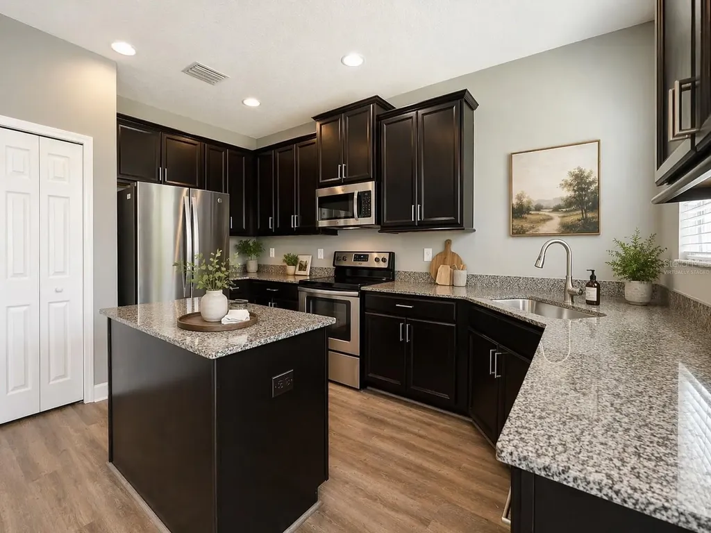 1852 Tallulah Terrace Wesley Chapel FL 33543