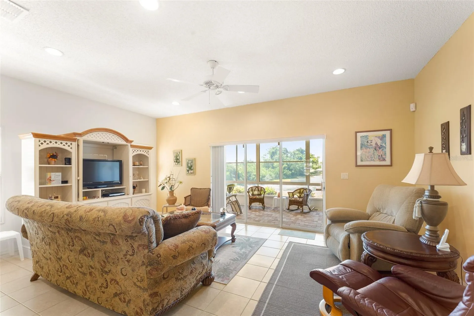 2815 Wood Pointe Drive Holiday FL 34691