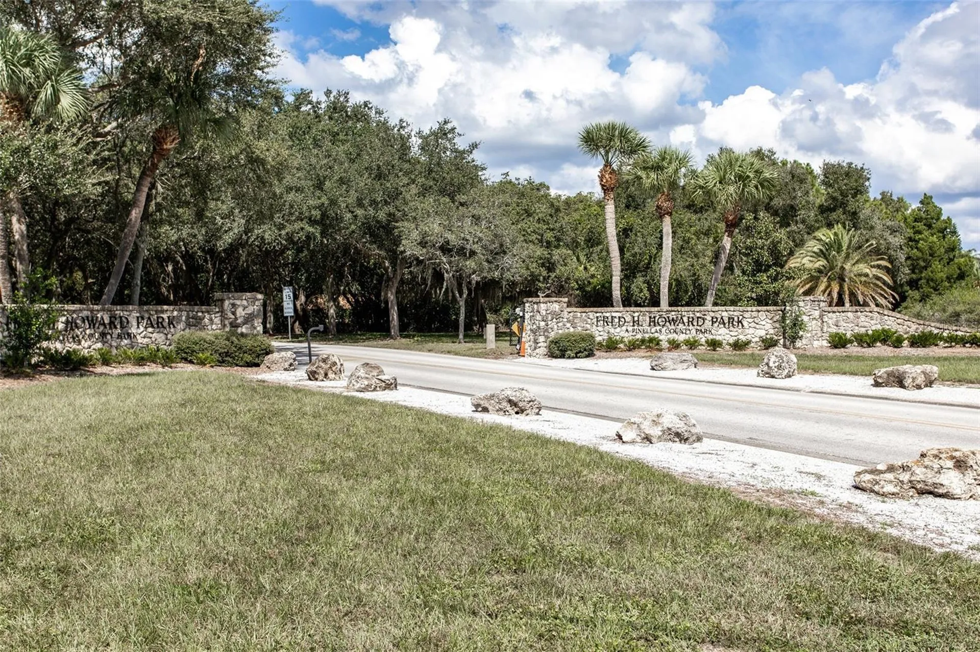 2815 Wood Pointe Drive Holiday FL 34691
