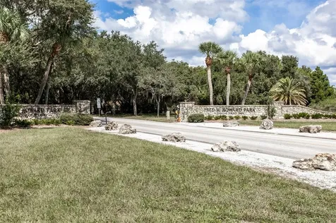 2815 Wood Pointe Drive Holiday FL 34691