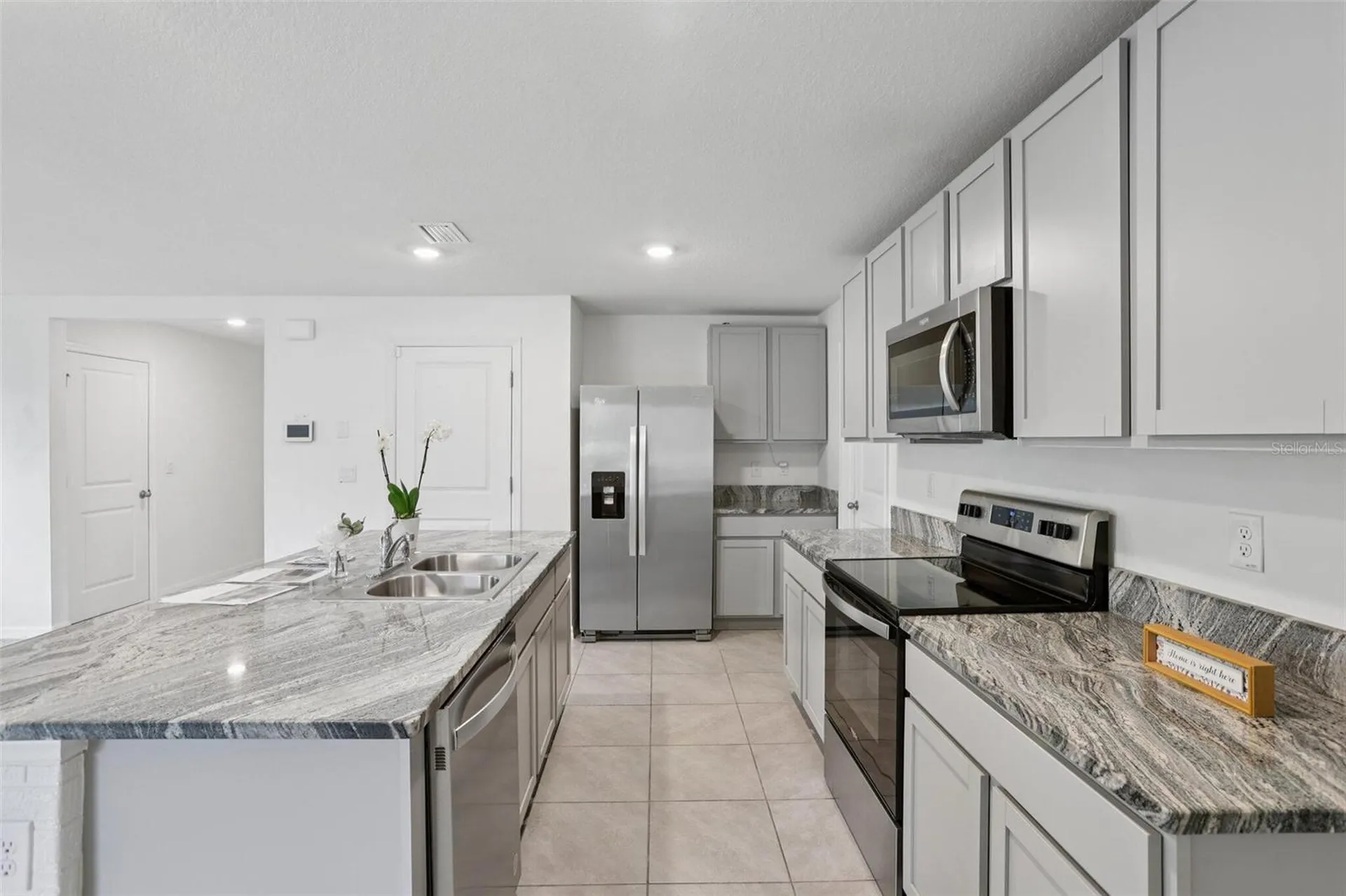 7530 Broad Pointe Drive Zephyrhills FL 33540