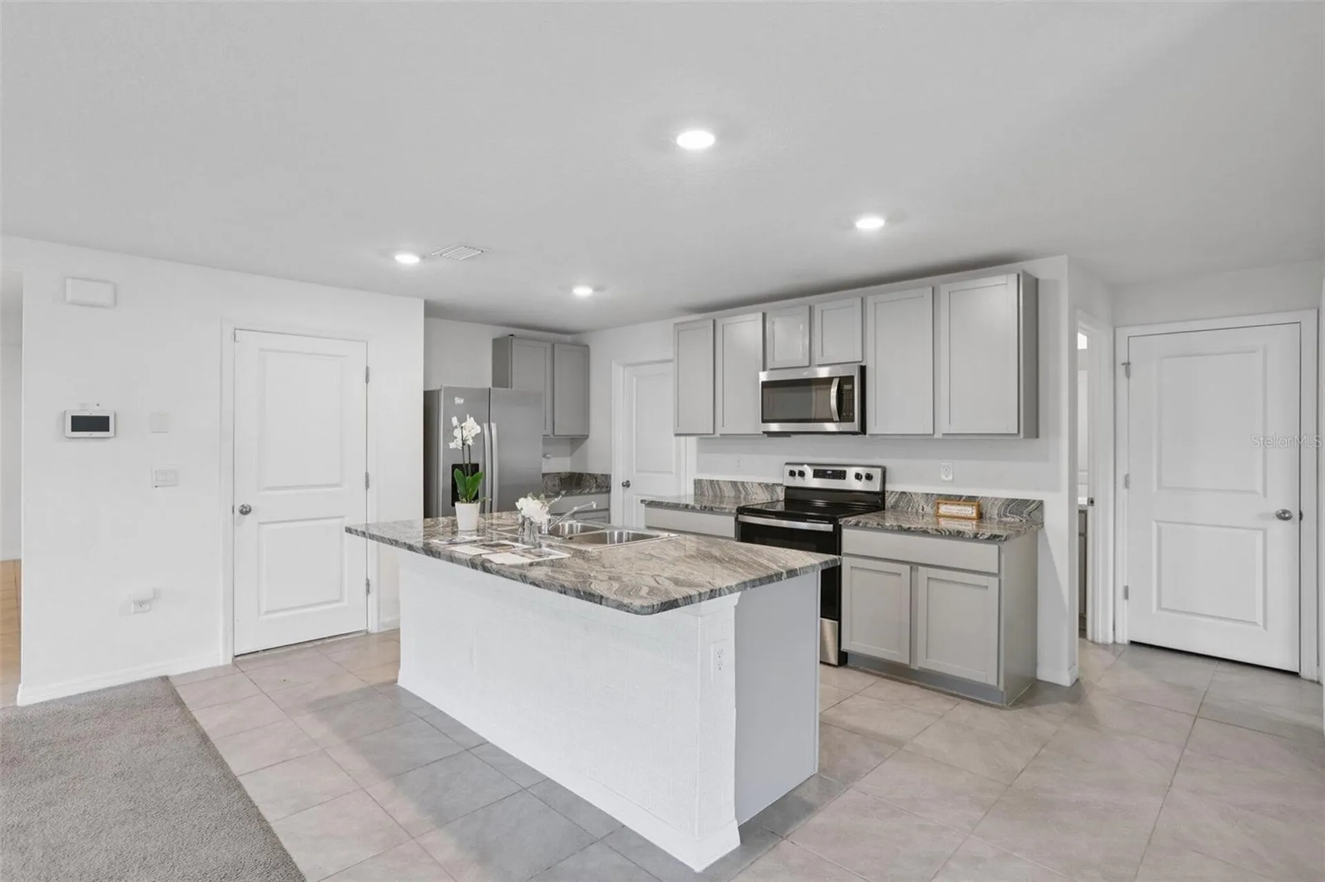 7530 Broad Pointe Drive Zephyrhills FL 33540