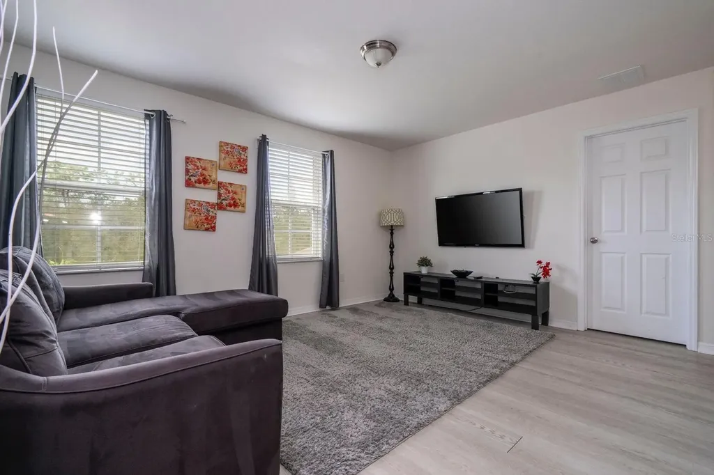 2625 Santosh Cove Kissimmee FL 34746