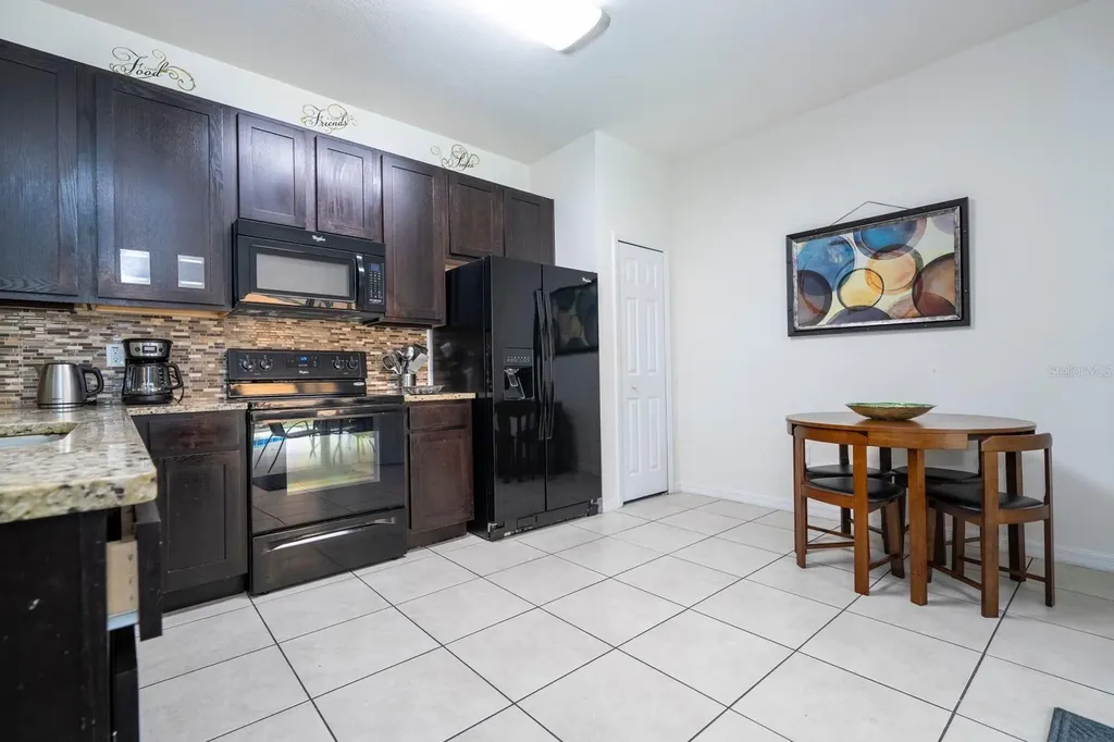2625 Santosh Cove Kissimmee FL 34746