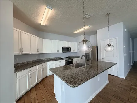 2316 Biscotto Circle Davenport FL 33897