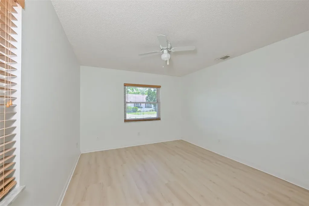 511 Finsbury Circle Sun City Center FL 33573