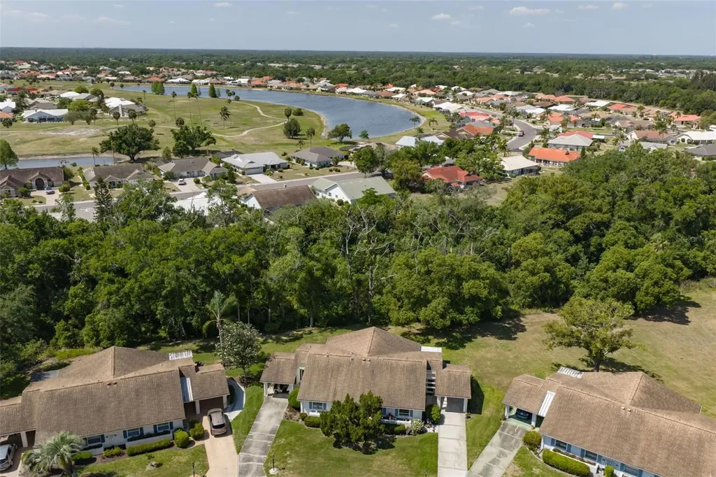 511 Finsbury Circle Sun City Center FL 33573