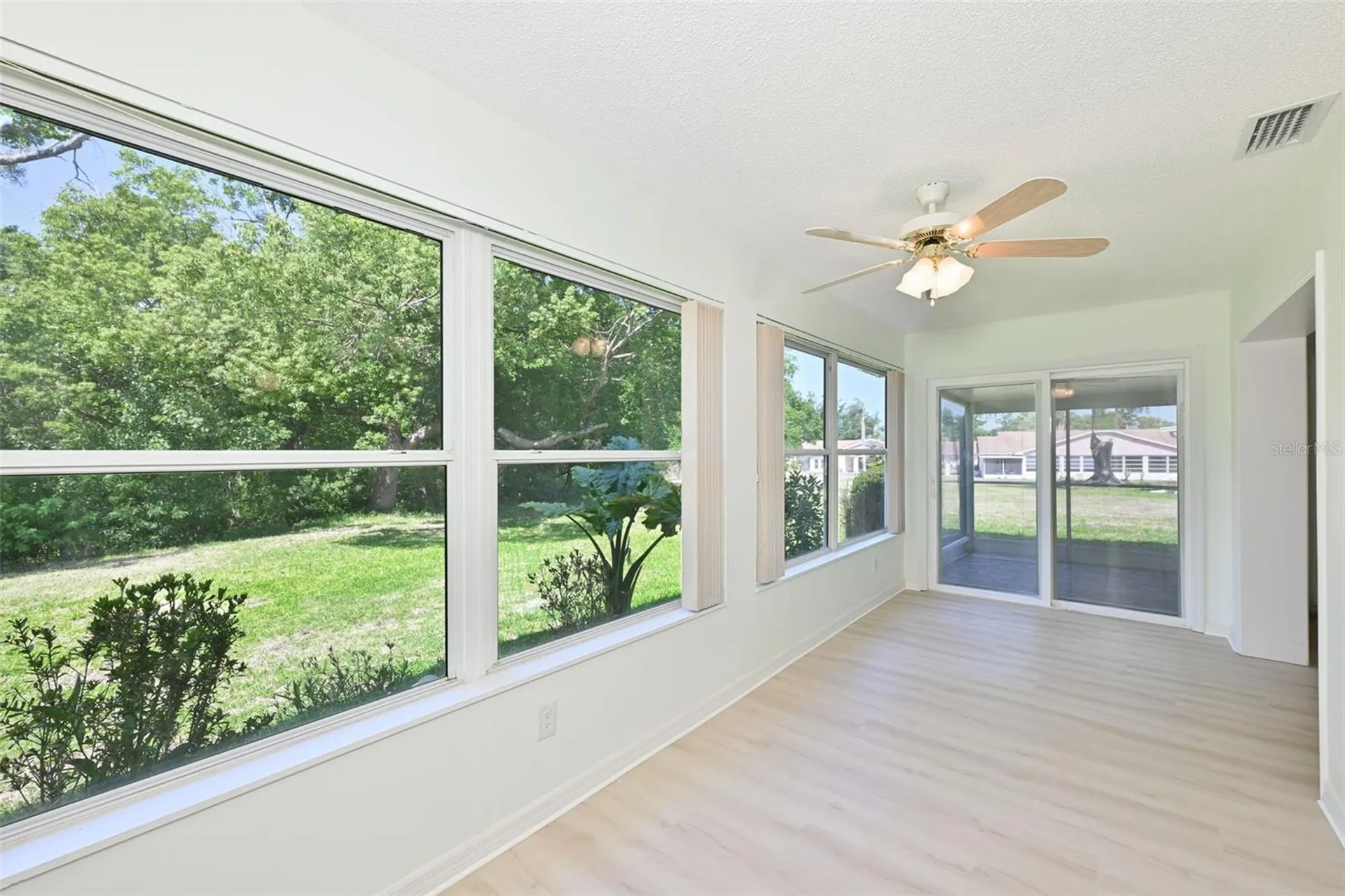 511 Finsbury Circle Sun City Center FL 33573
