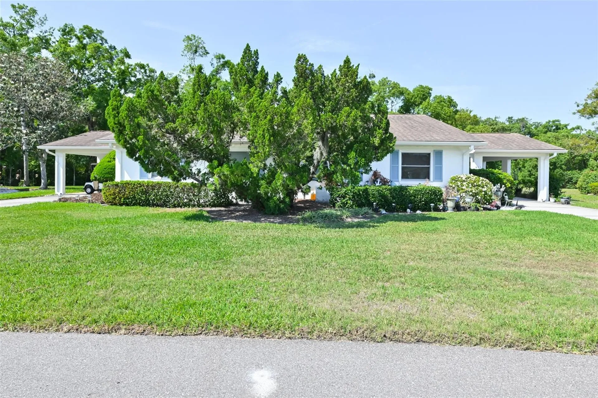 511 Finsbury Circle Sun City Center FL 33573