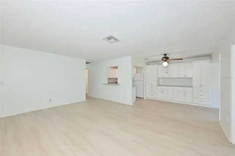 511 Finsbury Circle Sun City Center FL 33573
