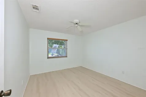 511 Finsbury Circle Sun City Center FL 33573
