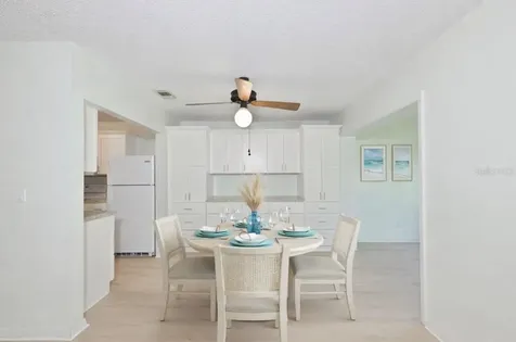 511 Finsbury Circle Sun City Center FL 33573