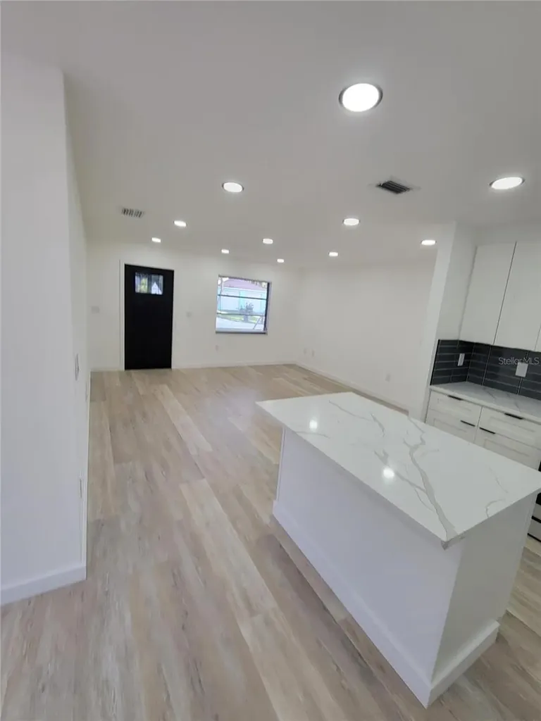 328 E Bay Street Osprey FL 34229