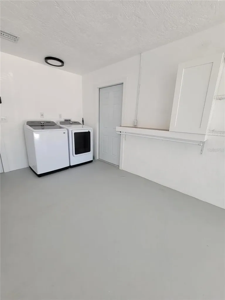 328 E Bay Street Osprey FL 34229