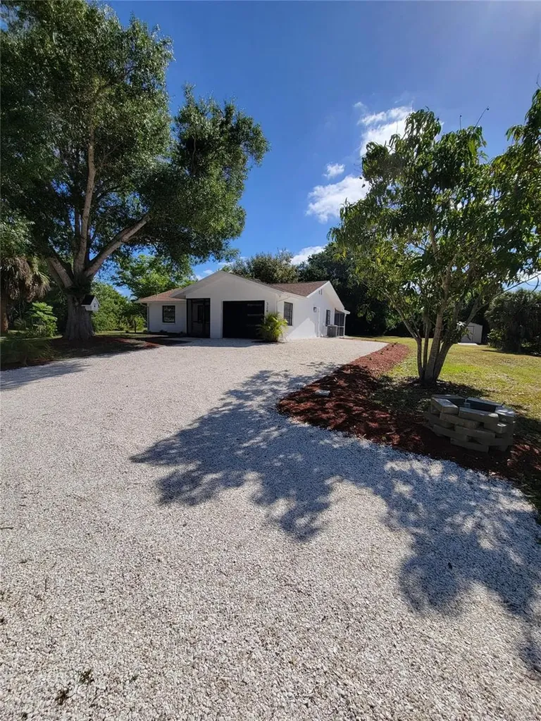 328 E Bay Street Osprey FL 34229